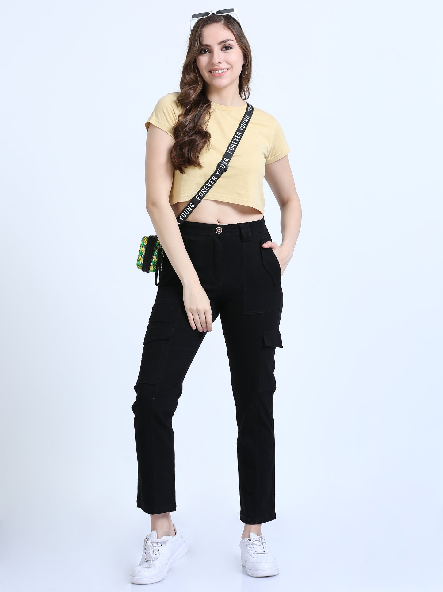 Black Bolsillo Cargo Pants For Women