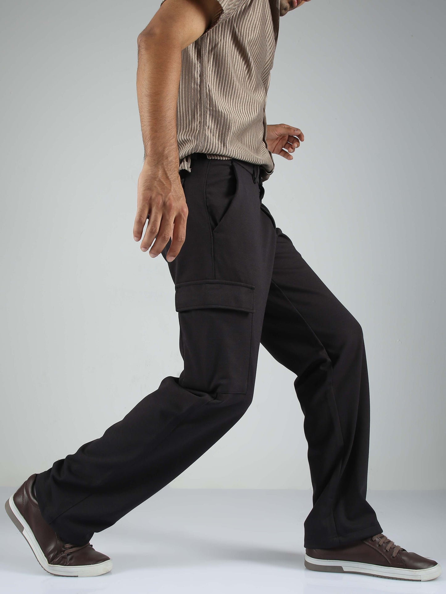 Men Straight Pant-Black